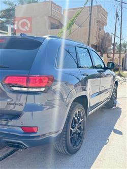 جیپ گراند شیرۆکی